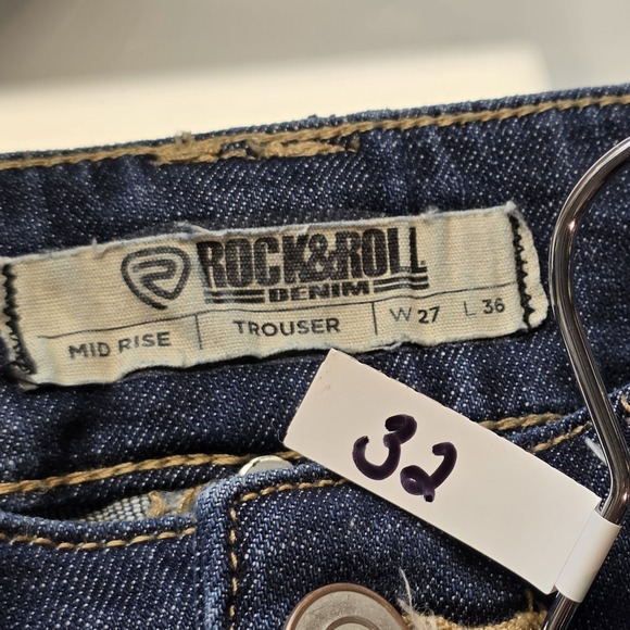 Rock & Roll Ladies Dark Wash Boot Stitch Mid Rise Trousers 27 x 36 Long Tall - Picture 9 of 9